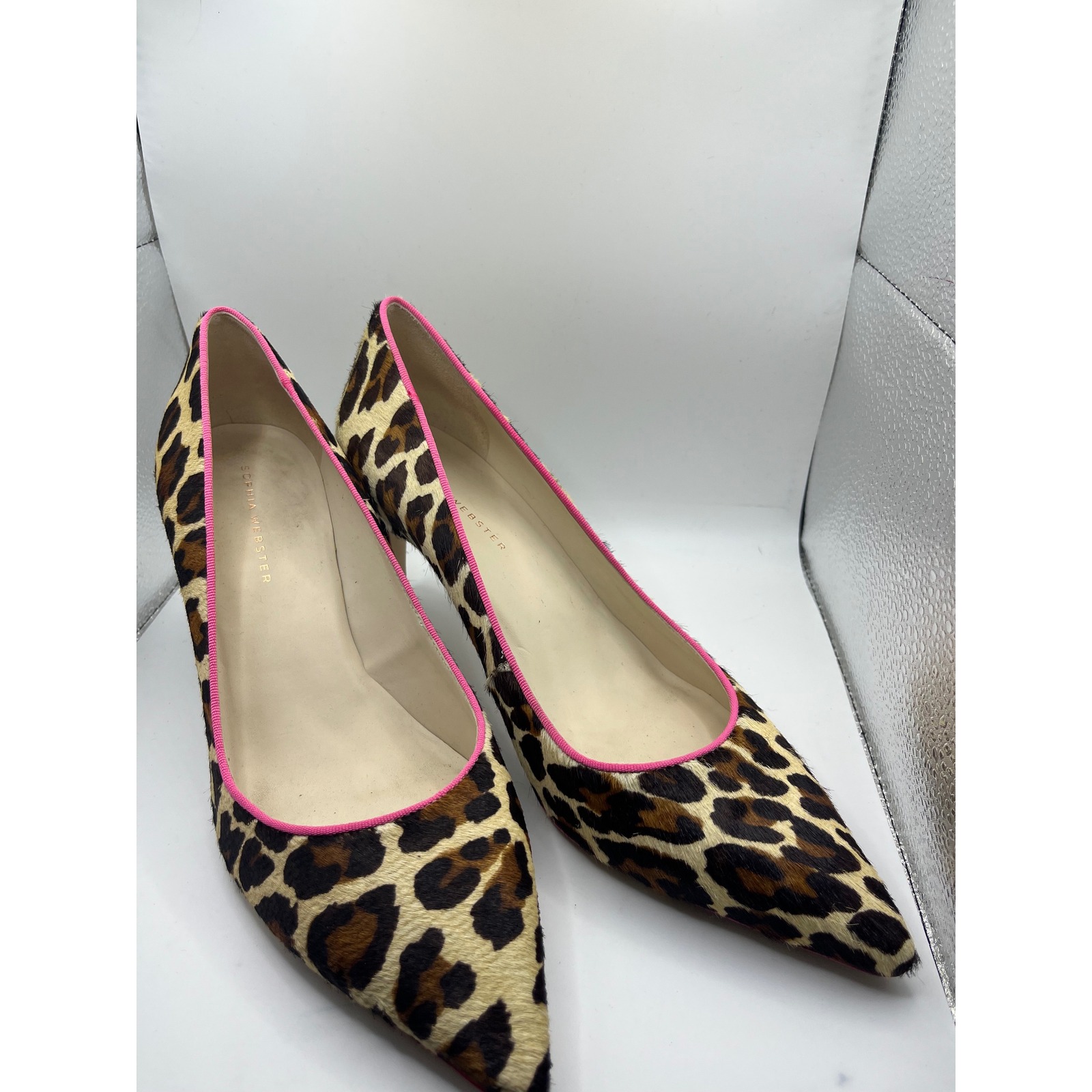 Sophia Webster Leopard Print Pony Hair Pointed Toe Heels Pink Trim Size 39.5